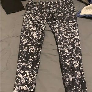 Black and white leggings